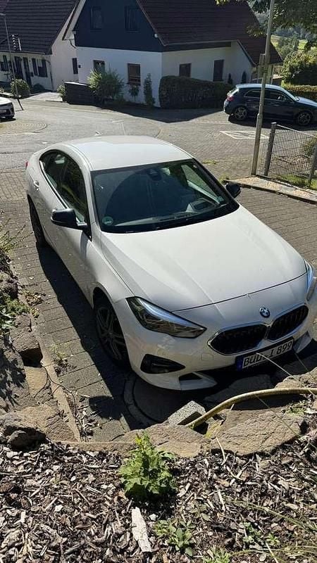 Gebraucht BMW 218 Sport Line 140 PS (102 kW) 2020 Weiß Coupé