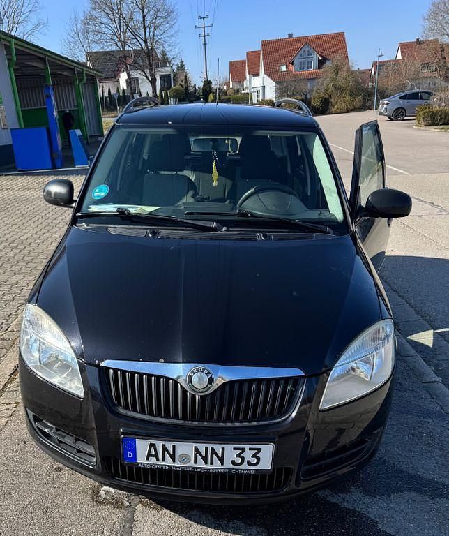 Second-hand Skoda Fabia 80 CP (58 kW) 2010 Negru Break