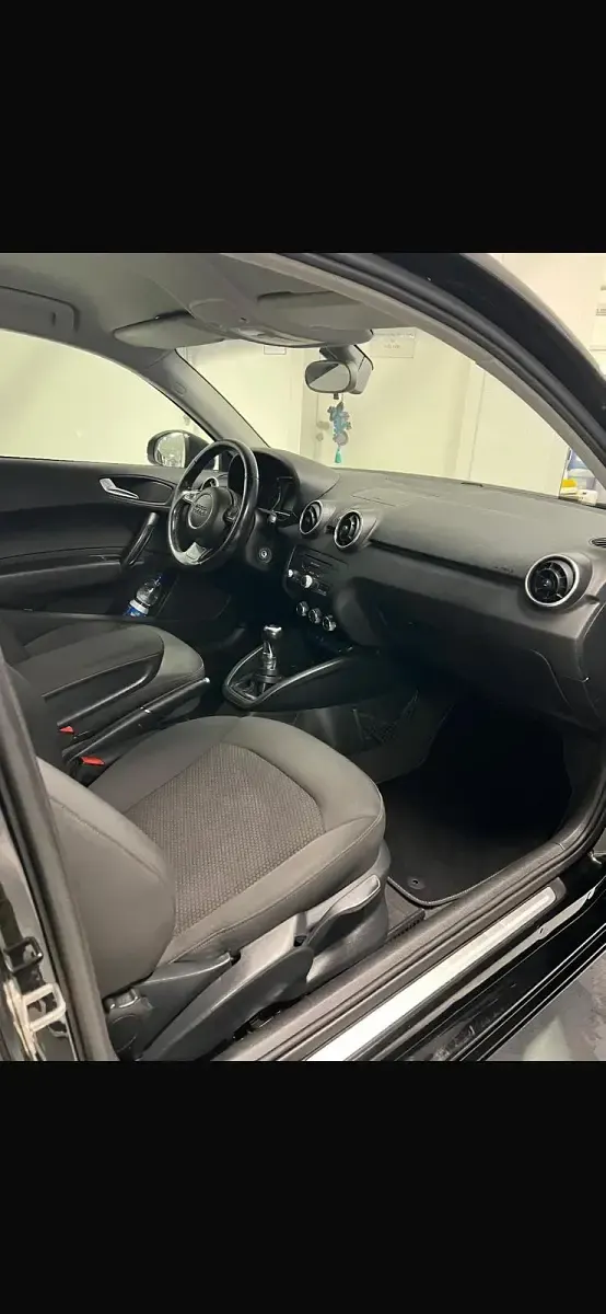 Gebraucht Audi A1 2011 Schwarz Kleinwagen