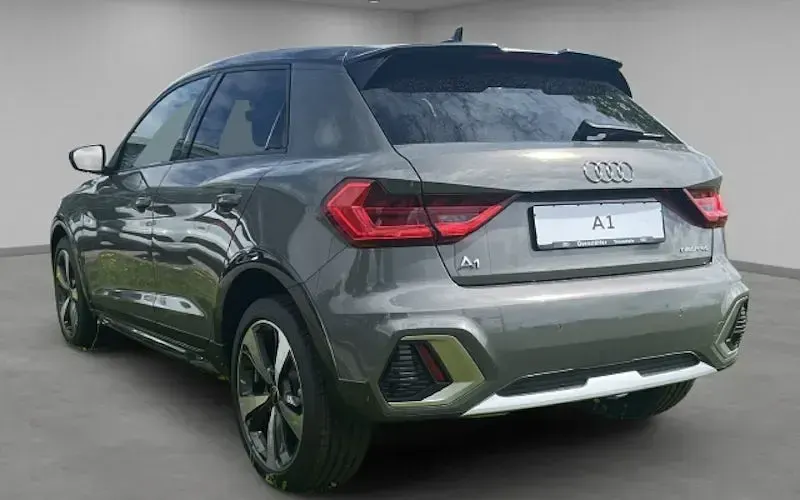 Gebraucht Audi A1 Comfort 150 PS (110 kW) 2026 Grau SUV