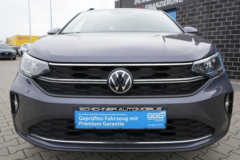 Gebraucht VW Taigo 95 PS (69 kW) 2025 Grau SUV