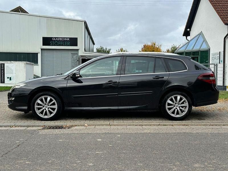 Gebraucht Renault Laguna III Dynamique 110 PS (80 kW) 2011 Schwarz Limousine