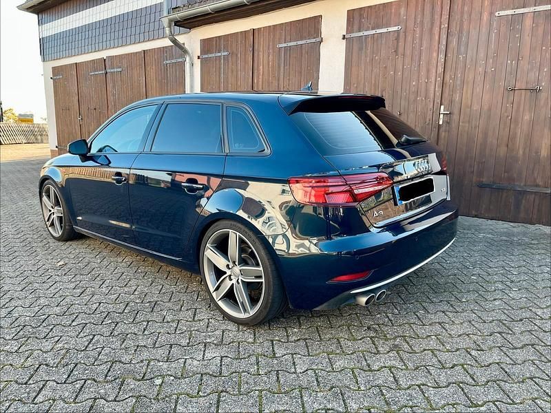 Gebraucht Audi A3 150 PS (110 kW) 2016 Blau Kombi