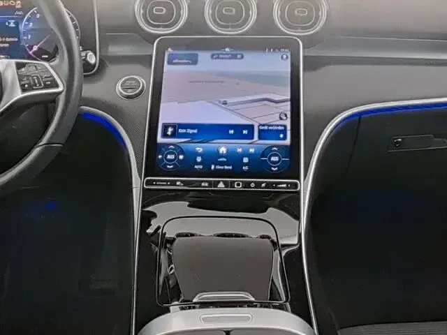 Gebraucht Mercedes C180 Advanced Plus 170 PS (125 kW) 2025 Lack obsidianschwarz Limousine