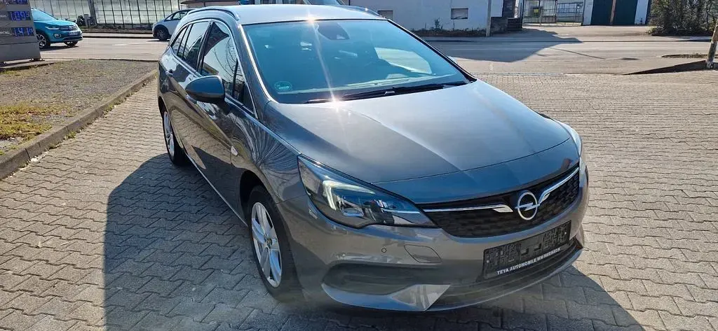 Gebraucht Opel Astra Elegance 145 PS (106 kW) 2020 Grau Limousine