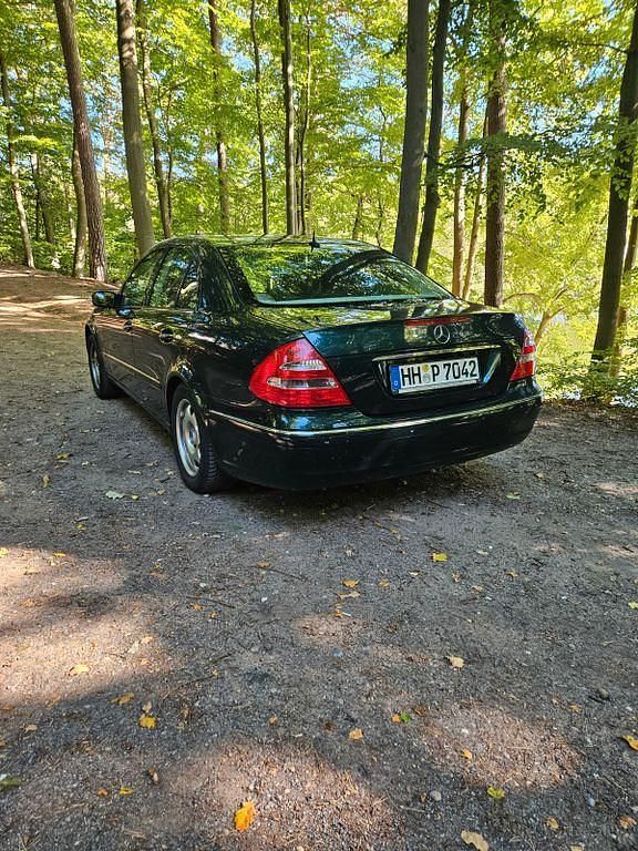 Gebraucht Mercedes E320 Elegance 224 PS (164 kW) 2003 Grün Limousine