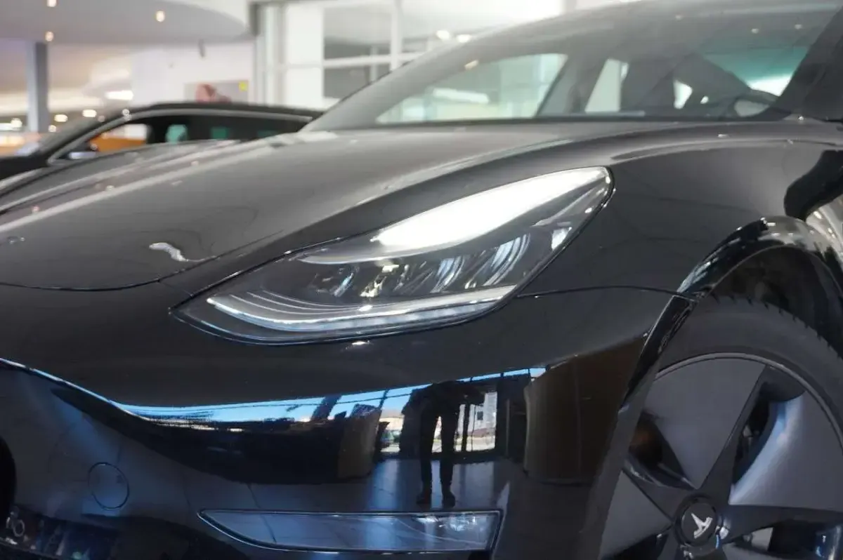Second-hand Tesla Model 3 350 kW (476 CP) 2019 Negru Berlinǎ