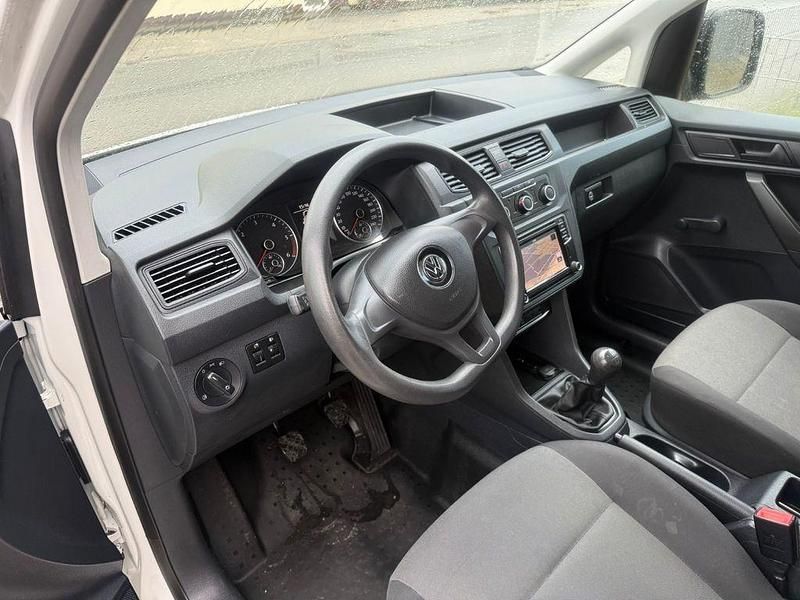 Gebraucht VW Caddy Highline 102 PS (75 kW) 2016 Weiß Van / Kleinbus