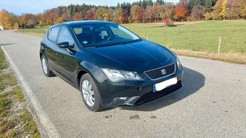 Second-hand Seat Leon Reference 105 CP (77 kW) 2014 Negru Berlinǎ