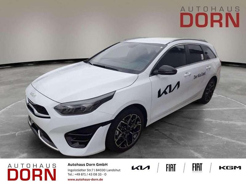 Neu Kia Ceed Spirit 140 PS (102 kW) 2025 Carraraweiss Kleinwagen