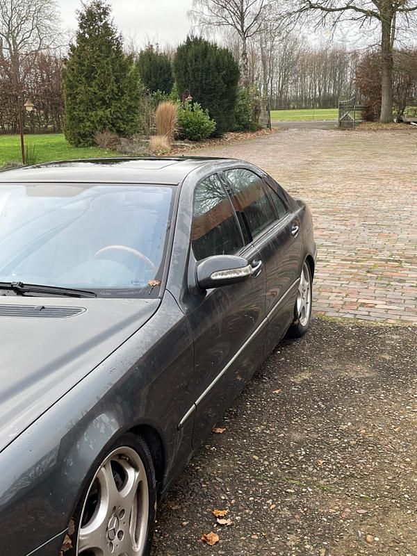 Gebraucht Mercedes S500 306 PS (225 kW) 2004 Grau Limousine