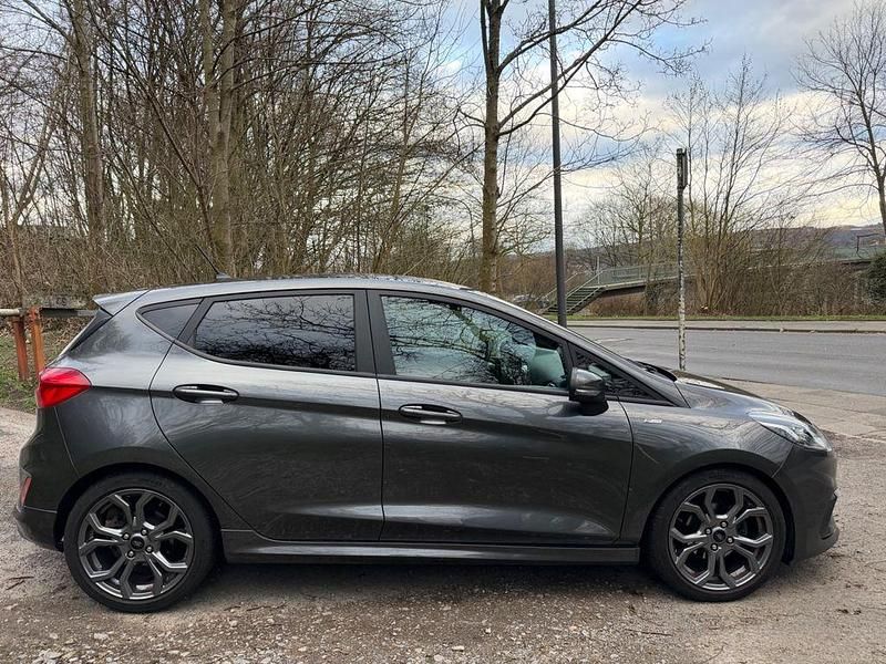 Gebraucht Ford Fiesta ST-Line 101 PS (74 kW) 2018 Grau Kleinwagen