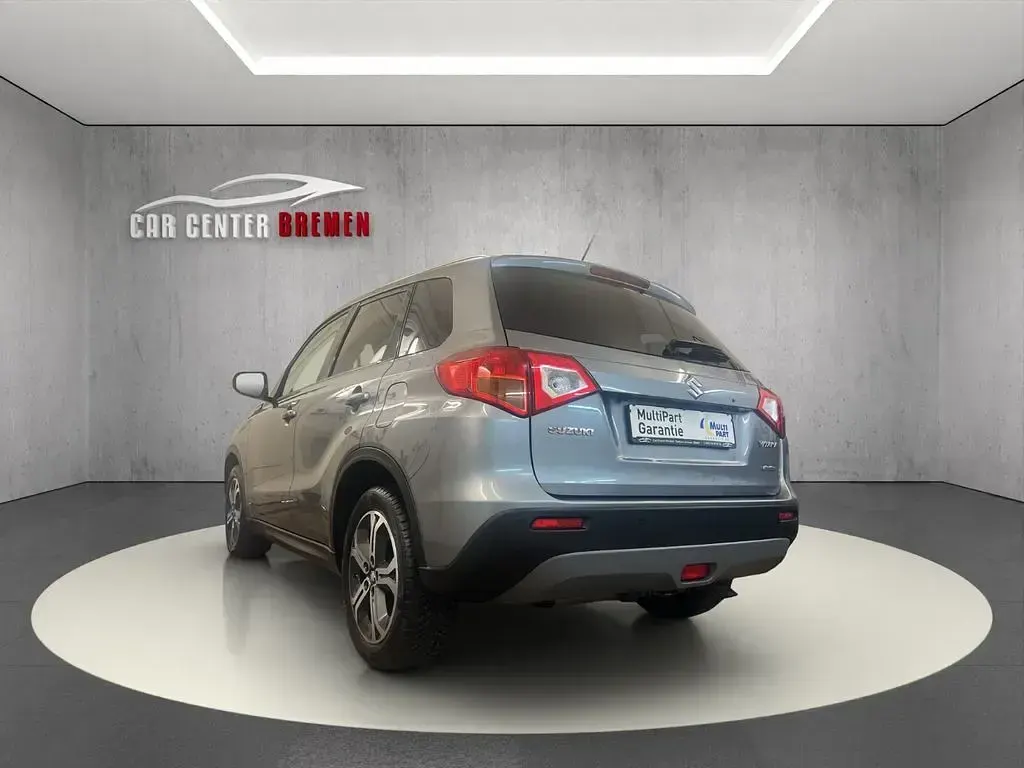 Gebraucht Suzuki Vitara Comfort 120 PS (88 kW) 2016 Grau SUV
