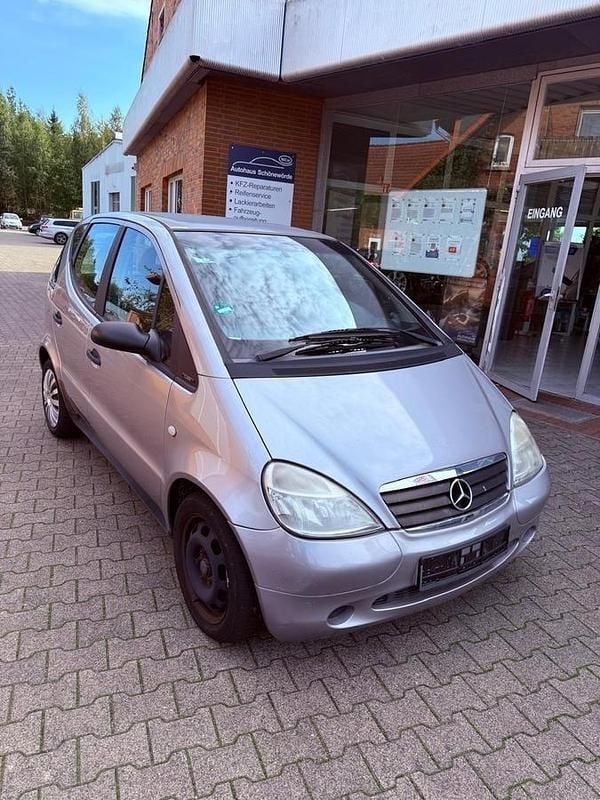 Grau Gebraucht 2000 Mercedes A140 Kleinwagen | 699 € (Fairer Preis) - Bild 1/4