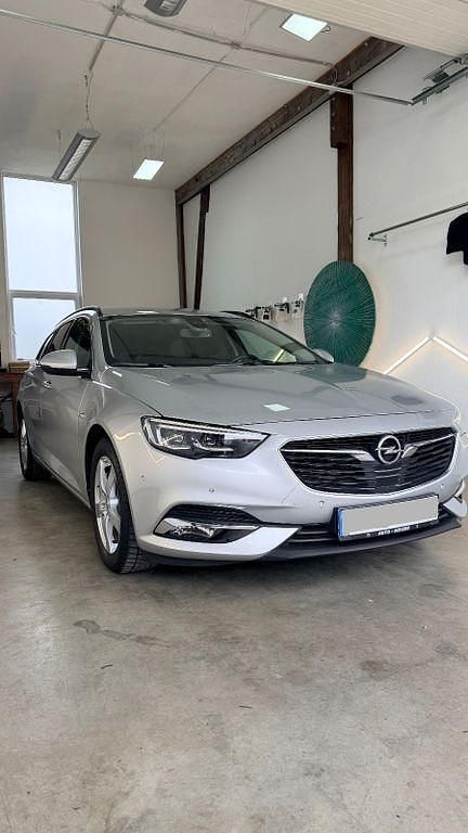 Gebraucht Opel Insignia Edition 170 PS (125 kW) 2017 Silber Kombi