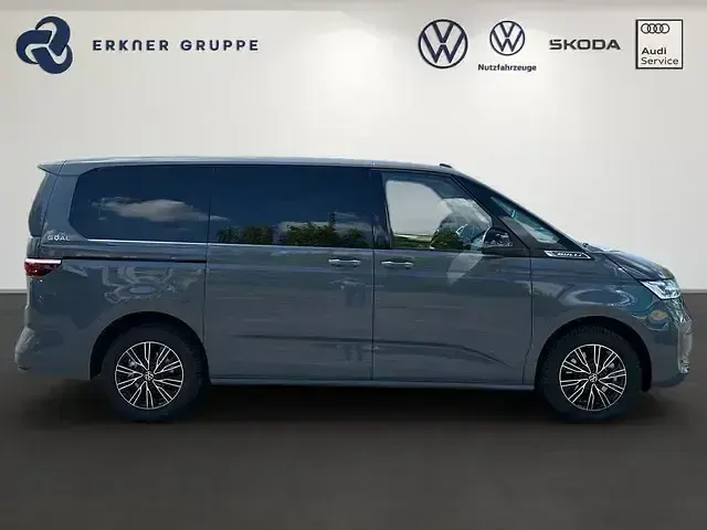 Gebraucht VW T7 Goal 204 PS (150 kW) 2025 Pure grey Van