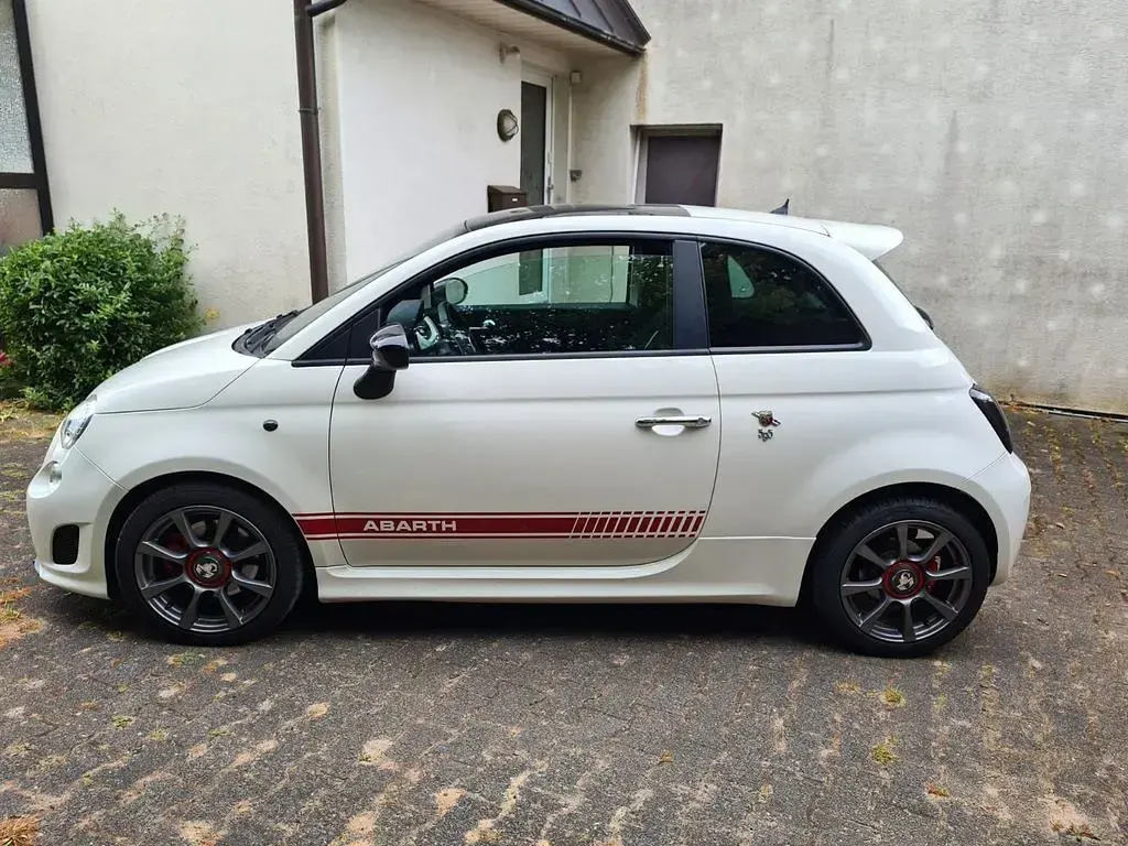 Gebraucht Abarth 500 160 PS (117 kW) 2015 Weiß Kleinwagen
