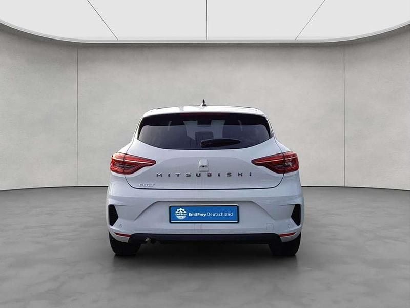 Neu Mitsubishi Colt Plus 91 PS (66 kW) 2025 Antarktisweiß Kleinwagen