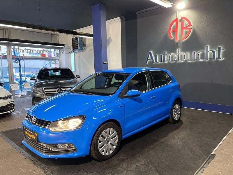 Gebraucht VW Polo LOUNGE 110 PS (80 kW) 2015 Blau Kleinwagen