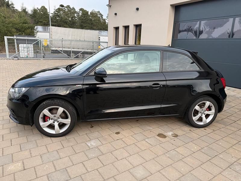 Gebraucht Audi A1 Attraction 86 PS (63 kW) 2009 Schwarz Kleinwagen