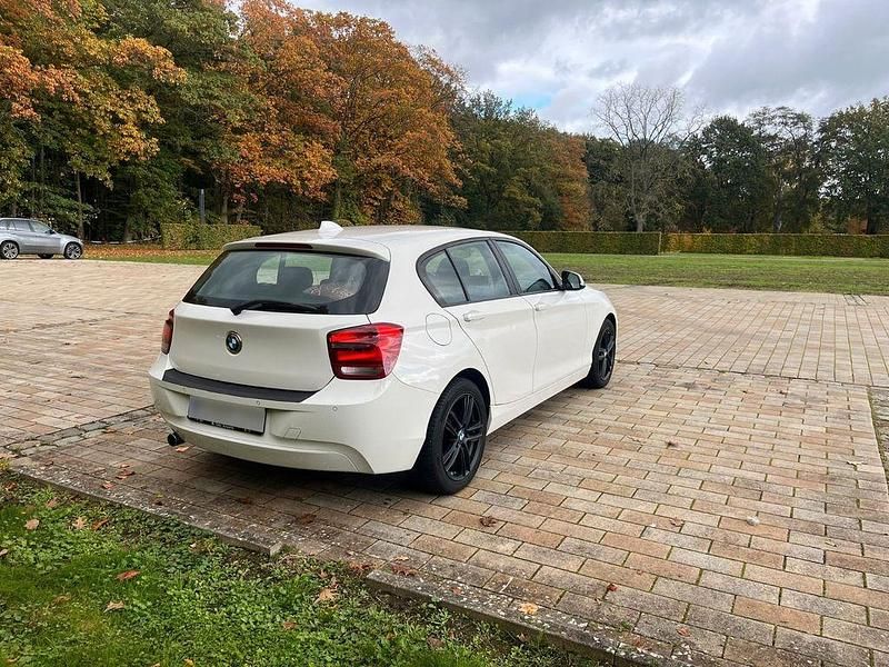 Gebraucht BMW 116 Performance 136 PS (100 kW) 2014 Weiß Kleinwagen