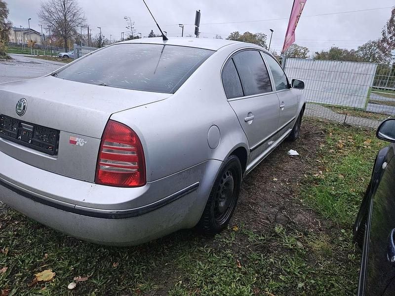 Gebraucht Skoda Superb Elegance 193 PS (141 kW) 2002 Grau Limousine