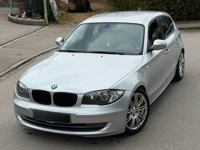Gebraucht BMW 118 143 PS (105 kW) 2011 Silber Kleinwagen