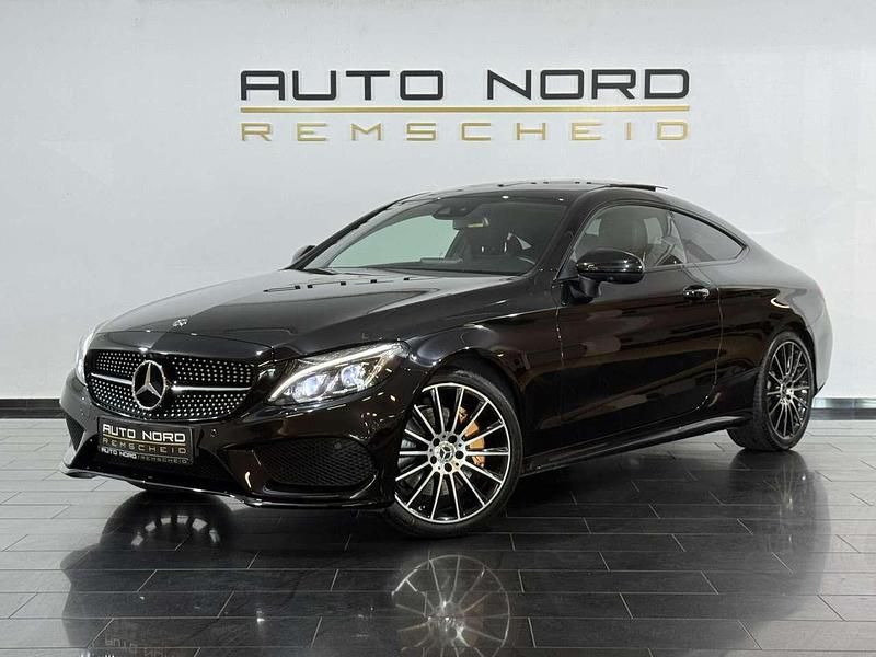 Schwarz Gebraucht 2018 Mercedes C300 AMG Coupé | 36.990 € (Teuer) - Bild 1/4