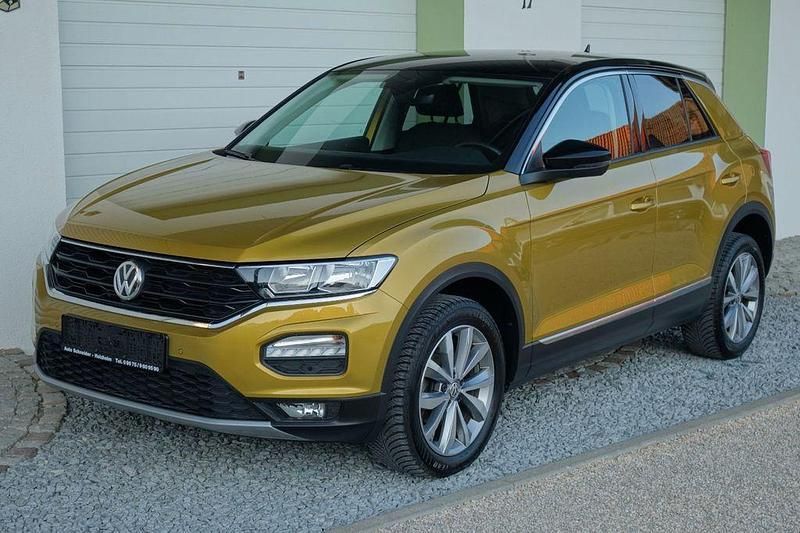 Gelb Gebraucht 2019 VW T-Roc Active SUV | 15.499 € (Superpreis) - Bild 1/4