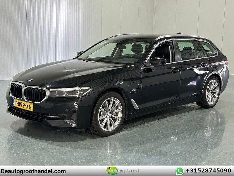 Gebraucht BMW 530e Sport Line 184 PS (135 kW) 2023 Schwarz Kombi