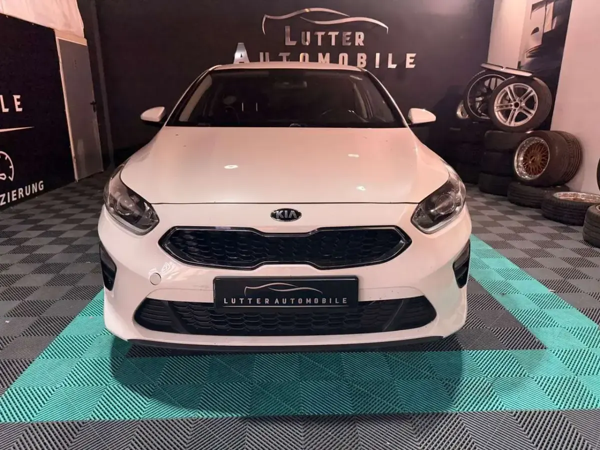Gebraucht Kia Ceed Attract 99 PS (72 kW) 2019 Other Kleinwagen