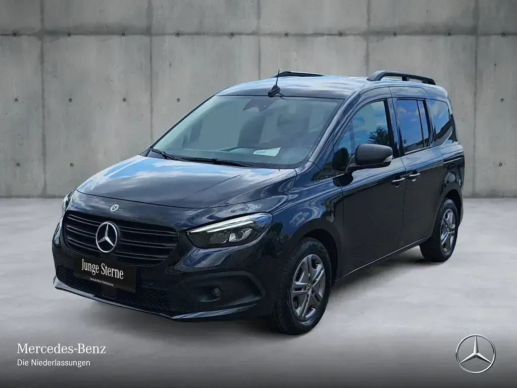 Gebraucht Mercedes Citan 112 116 PS (85 kW) 2023 Schwarz Van / Kleinbus