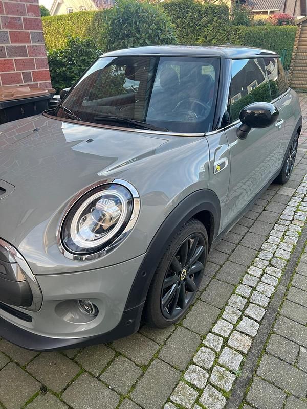 Second-hand Mini Cooper SE 132 kW (180 CP) 2020 Gri Hatchback