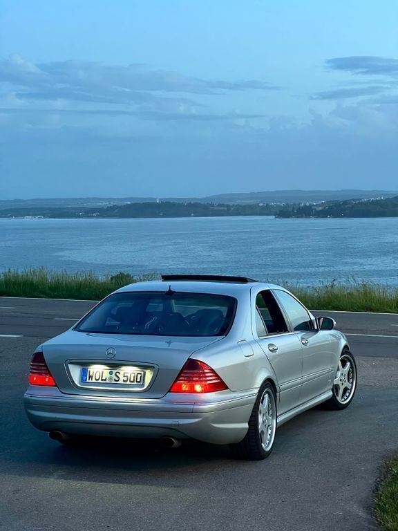 Gebraucht Mercedes S500 306 PS (225 kW) 2003 Silber Limousine