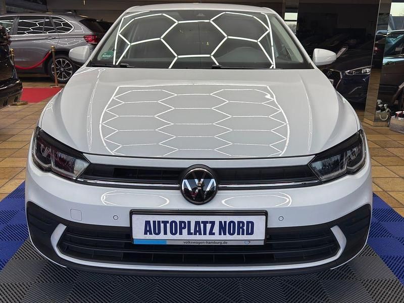 Gebraucht VW Polo Move 80 PS (58 kW) 2024 Weiß Kleinwagen