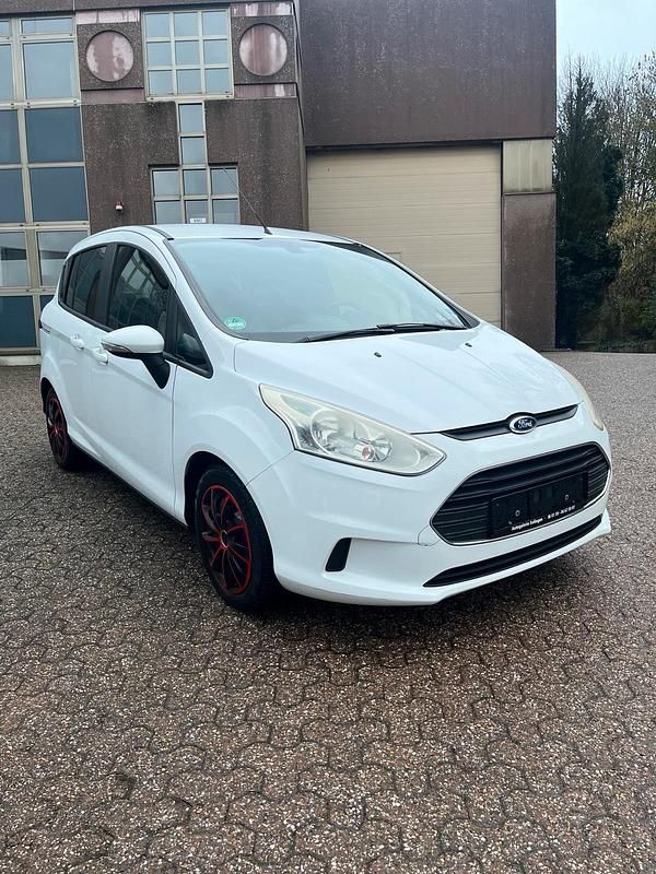 Gebraucht Ford B-MAX 101 PS (74 kW) 2013 Weiß Van / Kleinbus