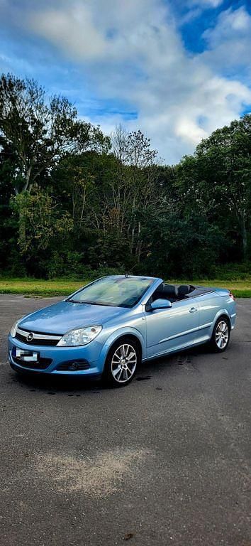 Blau Gebraucht 2007 Opel Astra Cabriolet Cabrio | 3.599 € (Fairer Preis) - Bild 1/4