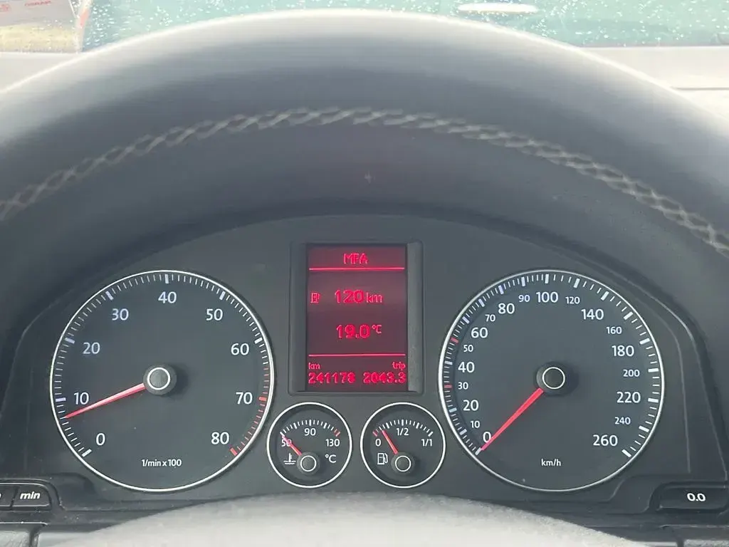 Gebraucht VW Golf VI 122 PS (89 kW) 2008 Silber Kleinwagen