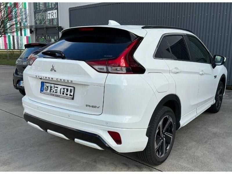 Gebraucht Mitsubishi Eclipse Cross Plus 188 PS (138 kW) 2022 S) (weiss SUV