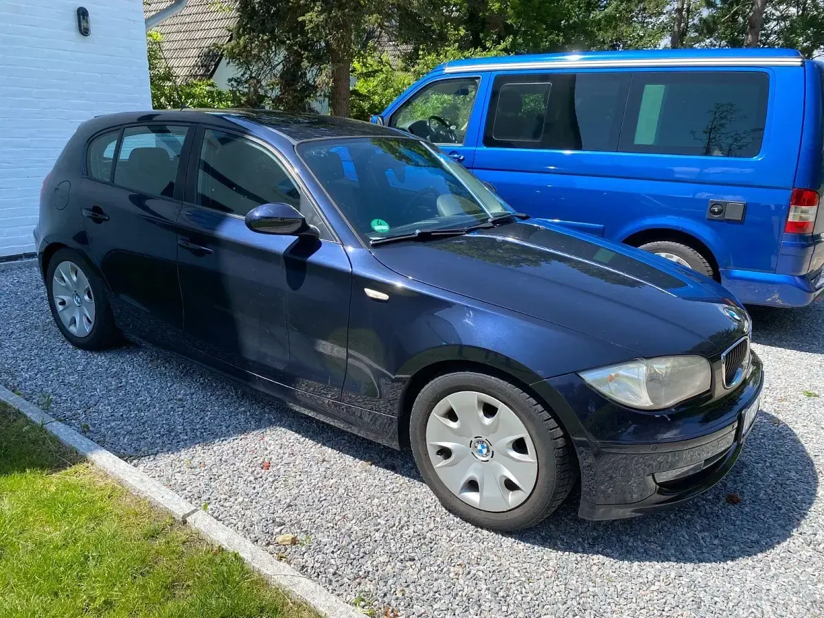 Gebraucht BMW 116 122 PS (89 kW) 2008 Blau Kleinwagen