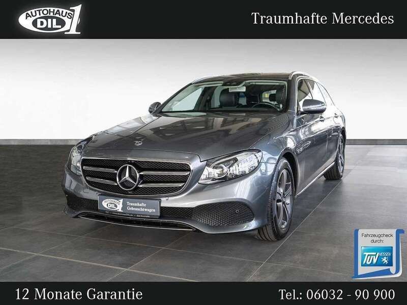 Grau (selenitgrau metalliclack) Gebraucht 2019 Mercedes E200 Avantgarde Kombi | 26.450 € (Guter Preis) - Bild 1/3