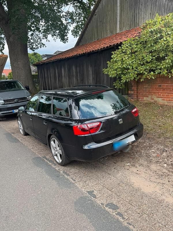 Gebraucht Seat Exeo Sport 143 PS (105 kW) 2011 Schwarz Kombi