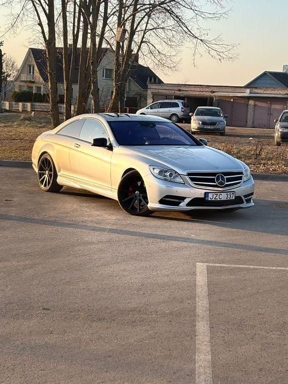 Gebraucht Mercedes CL500 435 PS (319 kW) 2011 Silber Coupé
