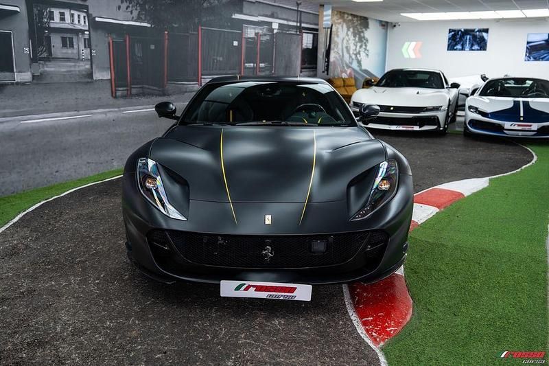 Gebraucht Ferrari 812 799 PS (587 kW) 2020 Schwarz