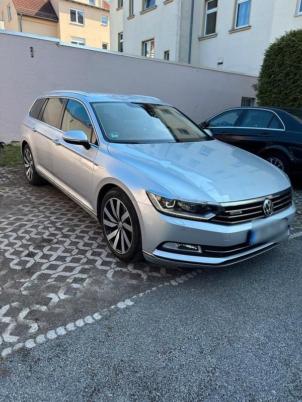 Gebraucht VW Passat Highline 239 PS (175 kW) 2015 Silber Kombi
