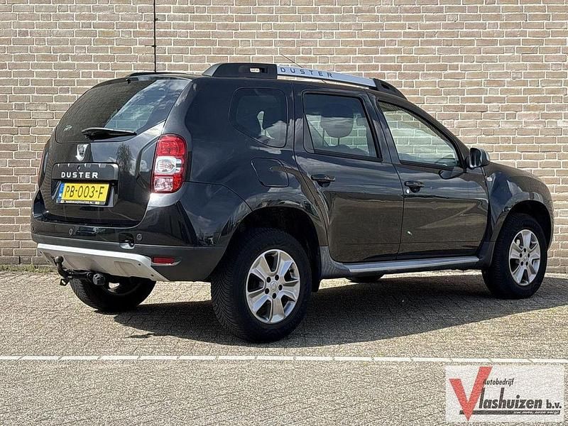 Gebraucht Dacia Duster Prestige 125 PS (91 kW) 2014 Schwarz SUV