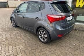 Gebraucht Hyundai ix20 Passion 125 PS (91 kW) 2017 Grau Kleinwagen