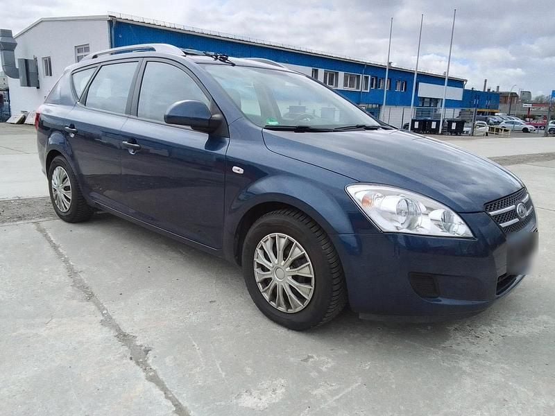 Gebraucht Kia Ceed 110 PS (80 kW) 2008 Blau Kleinwagen