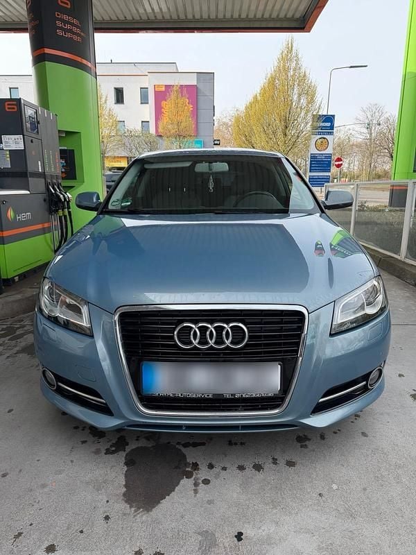 Gebraucht Audi A3 140 PS (102 kW) 2011 Blau Kleinwagen