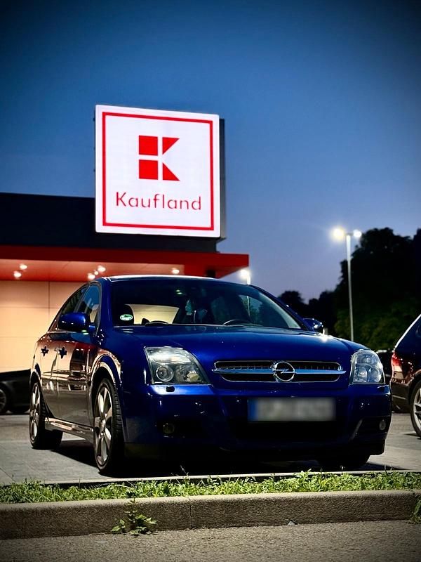 Blau Gebraucht 2004 Opel Vectra GTS Limousine | 2.750 € (Fairer Preis) - Bild 1/4